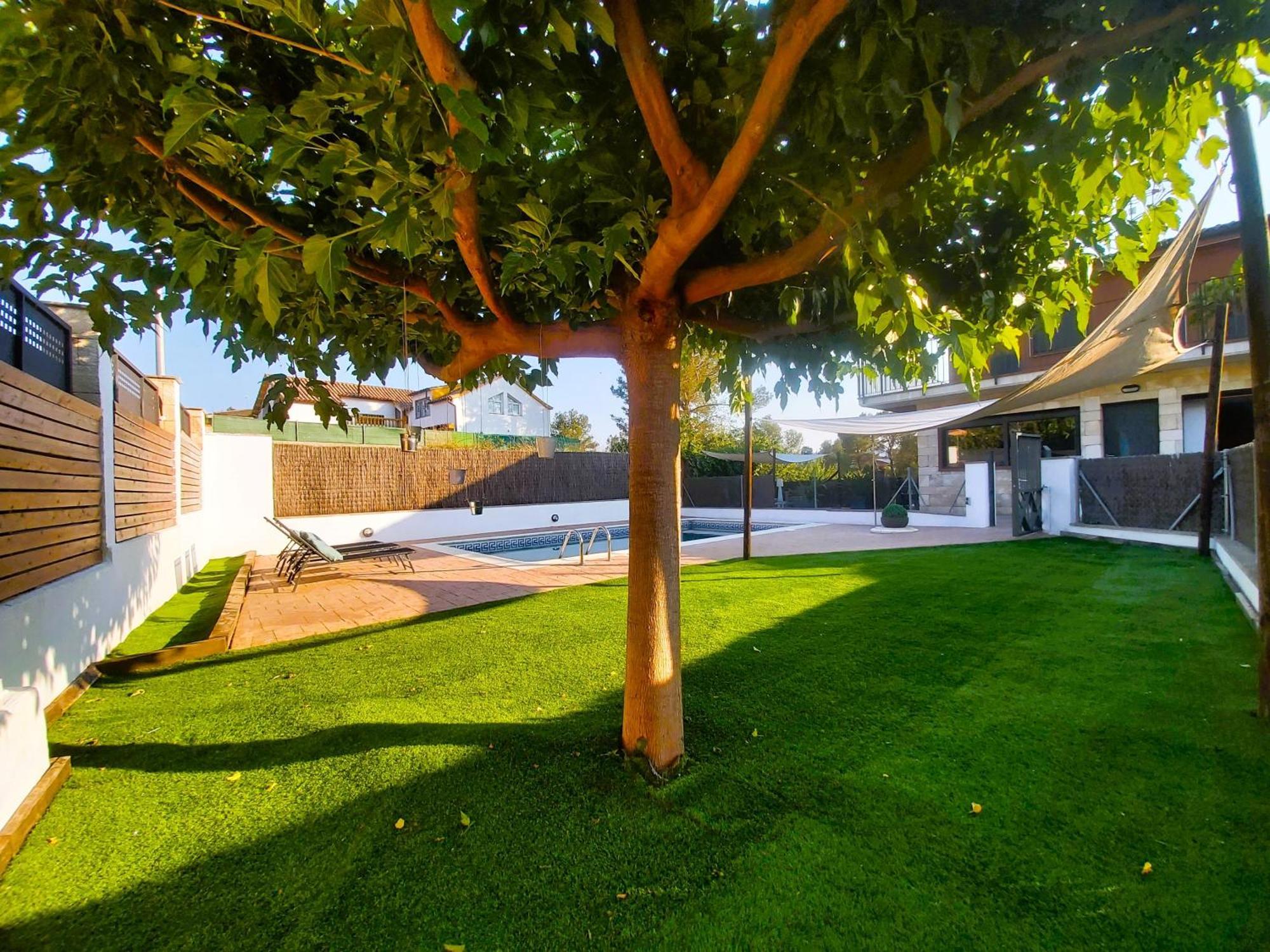 Morera Blanca Piscina, Barbacoa, Chill-Out San Mateu de Bages Exterior foto